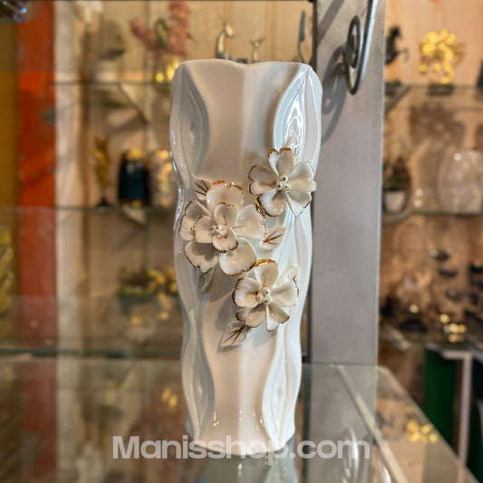 White Wavy Texture floral Vase