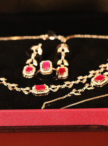 Red Stone Jewelry Set