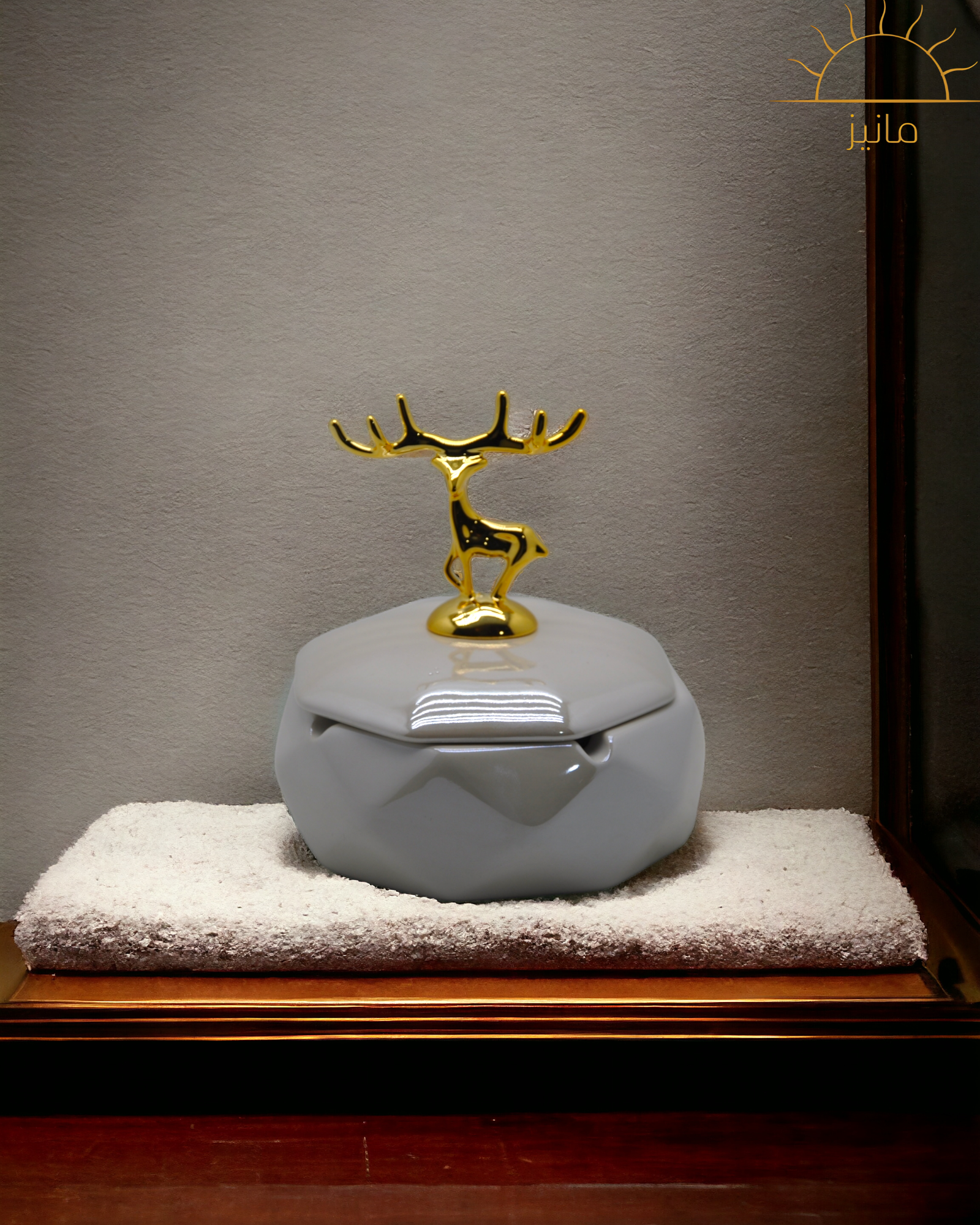 Cremic Ashtray With Deer Lid
