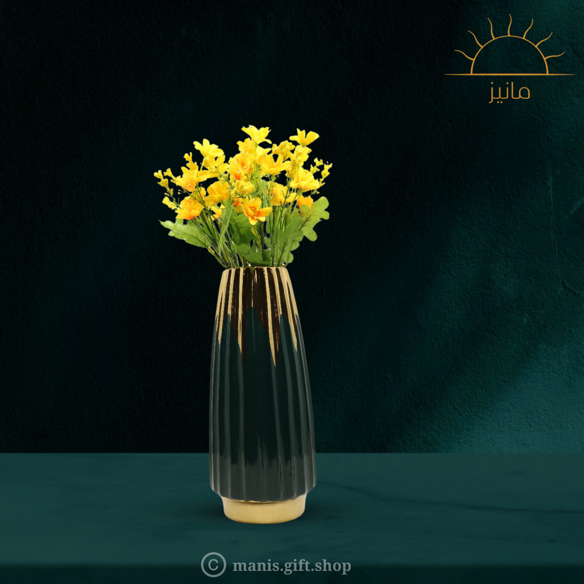 Green Golden Neck Vase