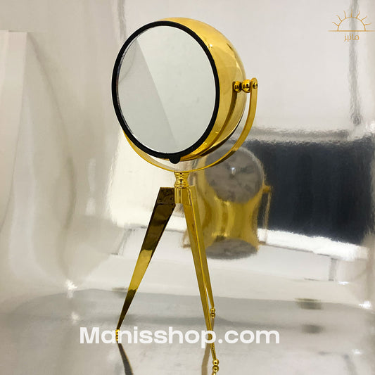 Retro Tripod Timepiece