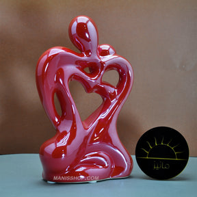 Love Couple Statue