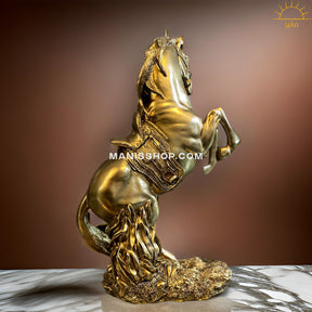 Elegant Horse Statue