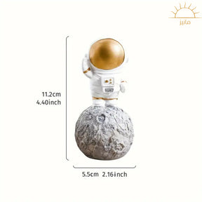 Astronaut Station Moon Shape Staute